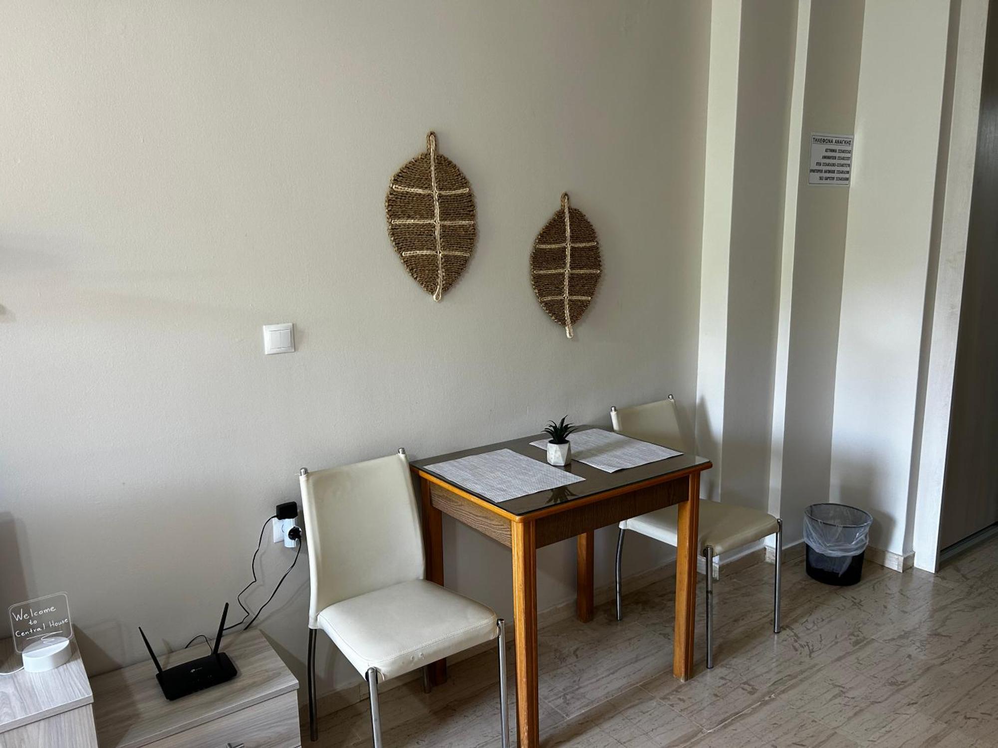 Central House Karistos Karystos  Esterno foto